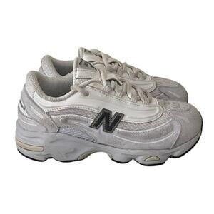 New Balance 1000 Kids Girls Size 2.5 Gray Purple Sneakers